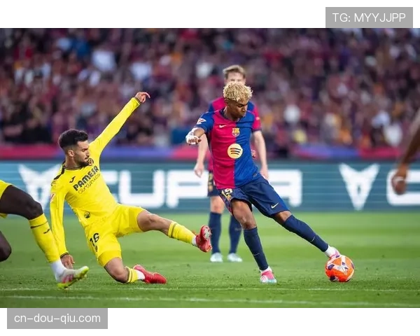 通讯:回顾四月国家德比,巴萨与皇马在战术博弈中展现的攻防效率演变 通讯:回顾四月国家德比,巴萨与皇马在战术博弈中展现的攻防效率演变